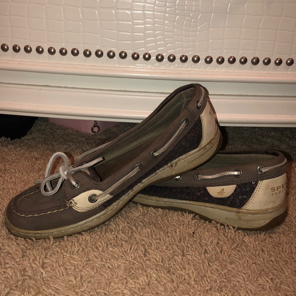 Women’s grey sperrys size 8M